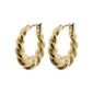 EILEEN twirl hoop earrings, gold-plated with twisted design, exude a boho style. Ideal for adventurous looks inspired by waves. Perfect for Pilgrim's trendsetting audience.